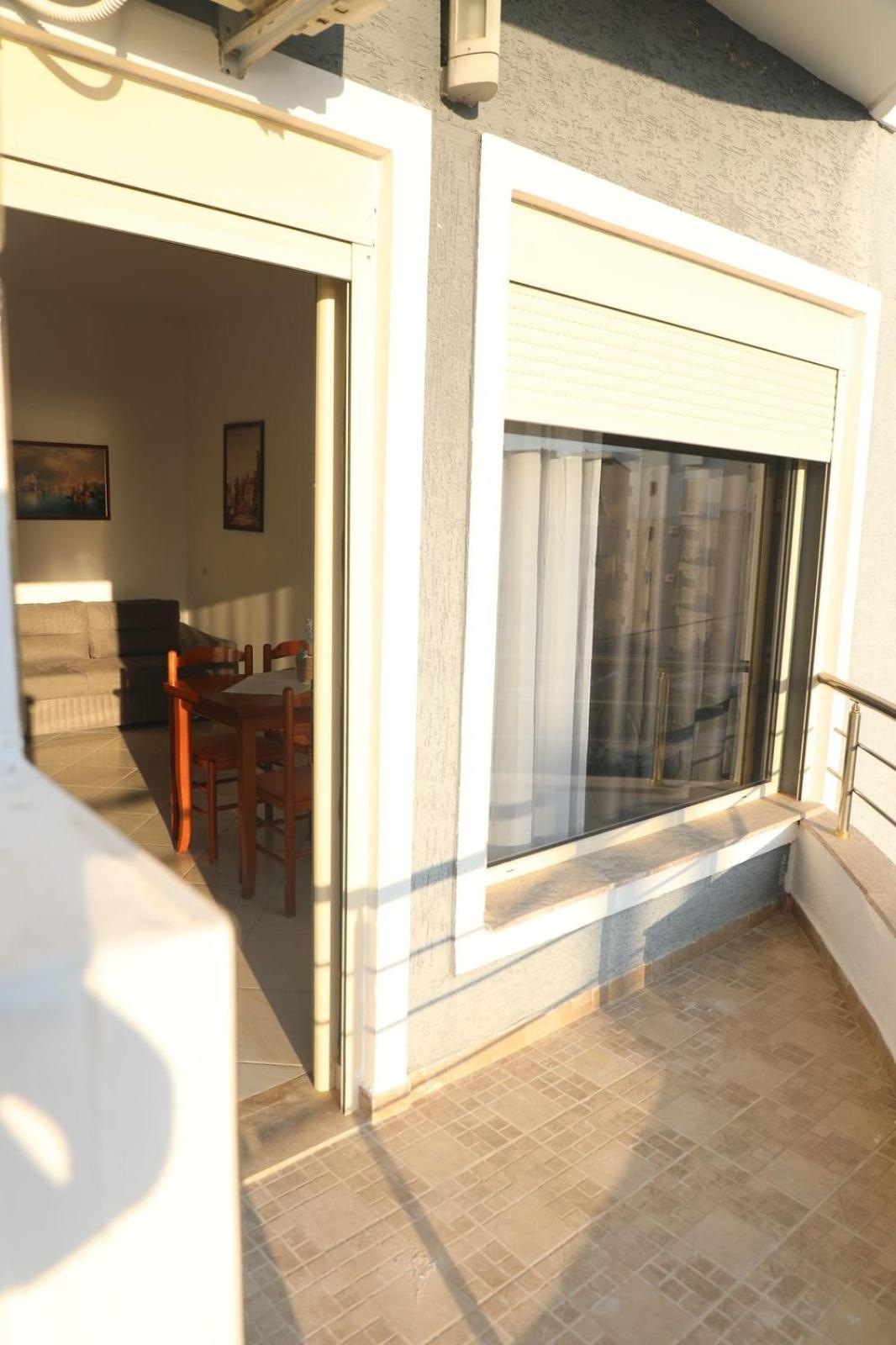 Summer Gate Apartment Саранда Екстер'єр фото